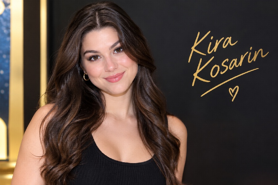 Kira Kosarin Age